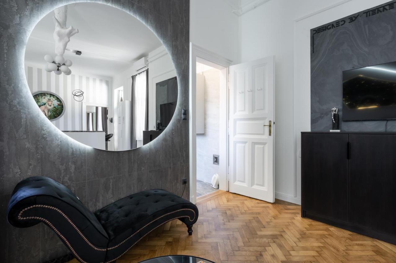 Galaxy Cube Apartment Budapest Extérieur photo
